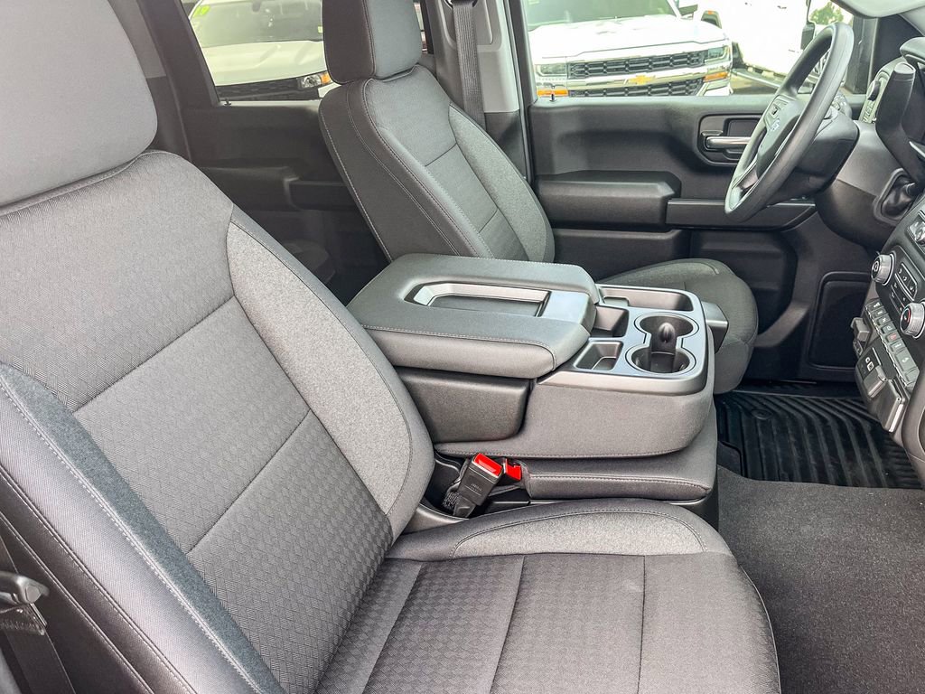 New 2026 Chevrolet Silverado 2500 Custom w/ Custom Value Package image 15