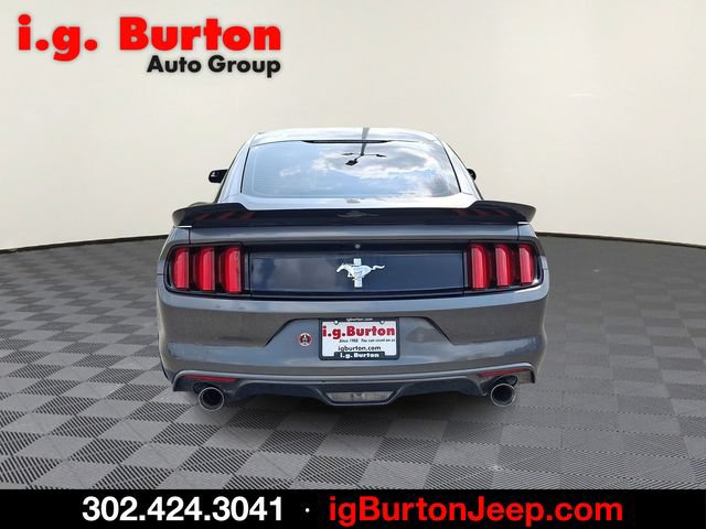 Used 2016 Ford Mustang Coupe RWD image 5