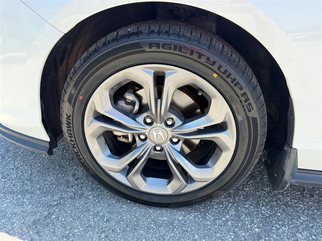 Used 2023 Honda Accord EX image 8