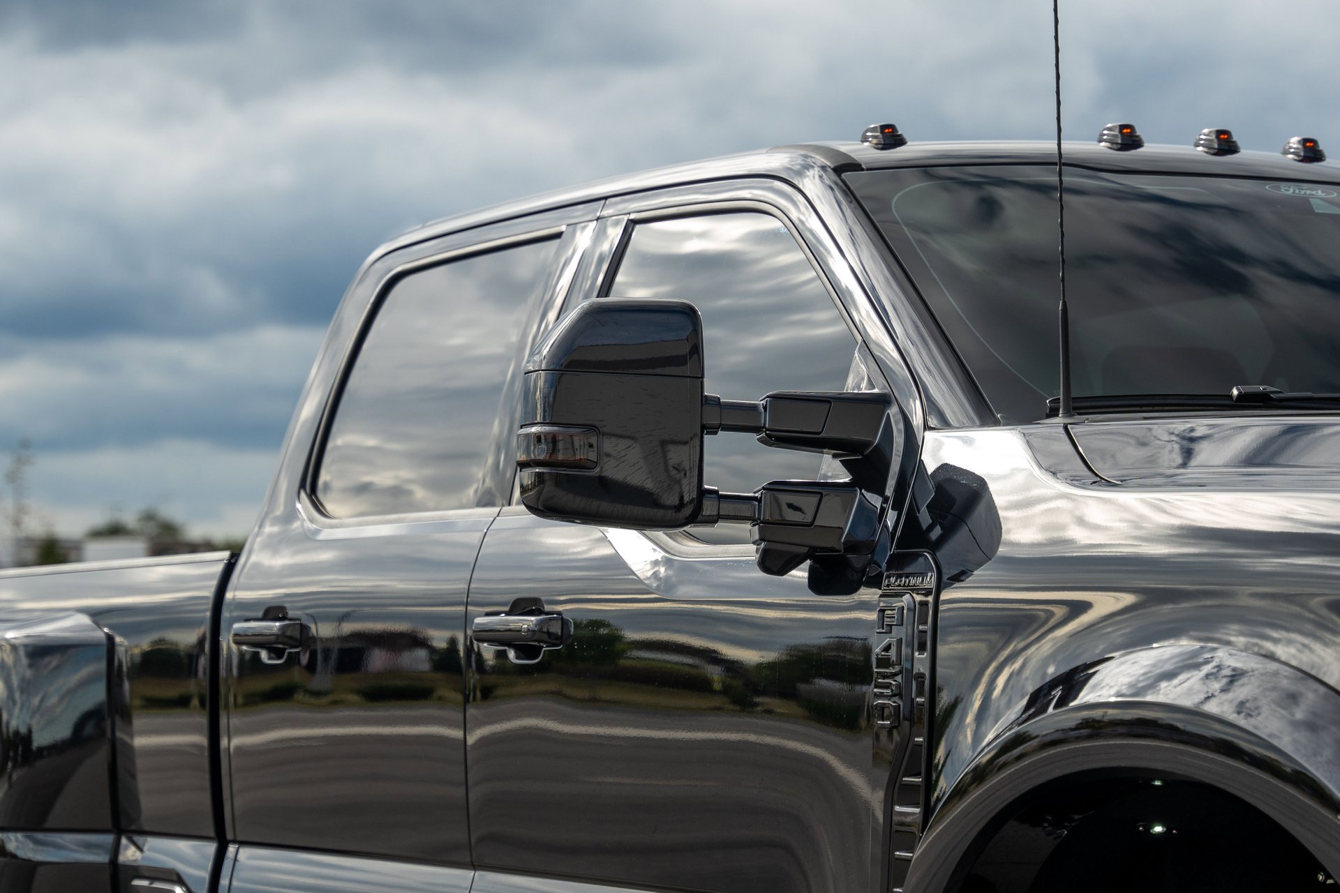 Used 2025 Ford F450 Platinum image 22