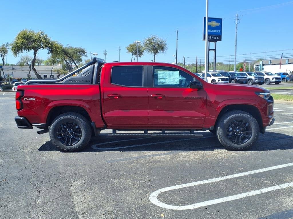 New 2025 Chevrolet Colorado Z71 w/ Midnight Edition image 3