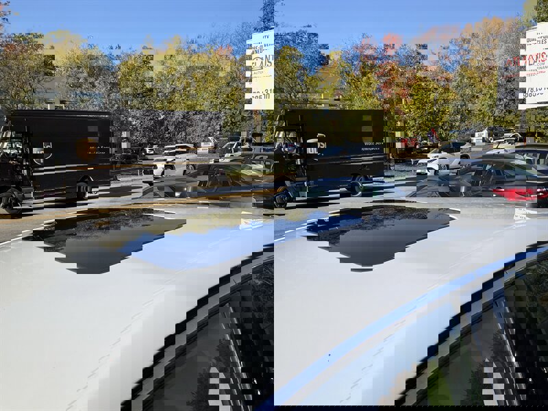 Used 2017 Ford Fusion SE w/ Fusion SE Technology Package image 9