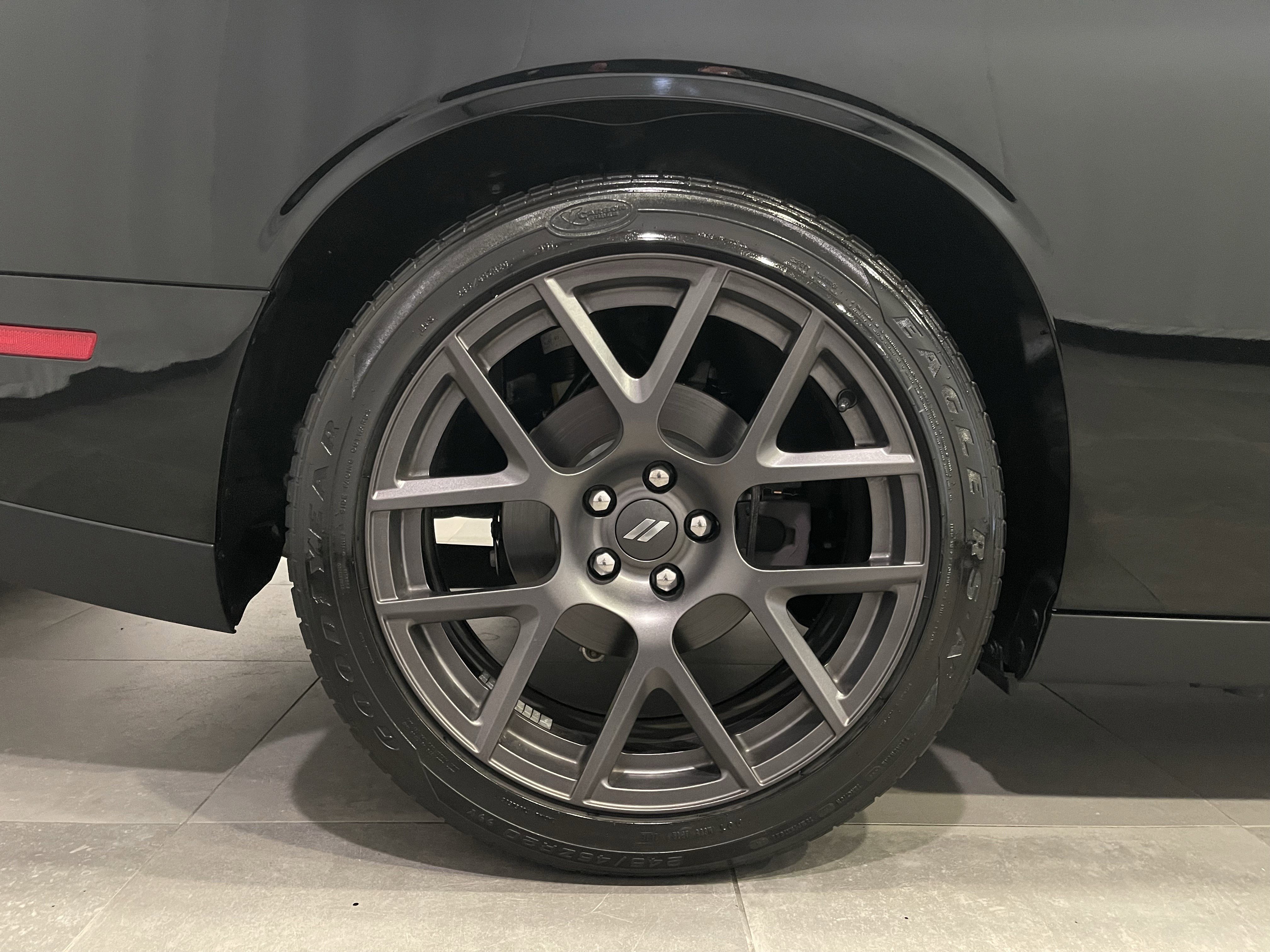 Used 2019 Dodge Challenger R/T w/ Stars & Stripes Edition RWD image 9