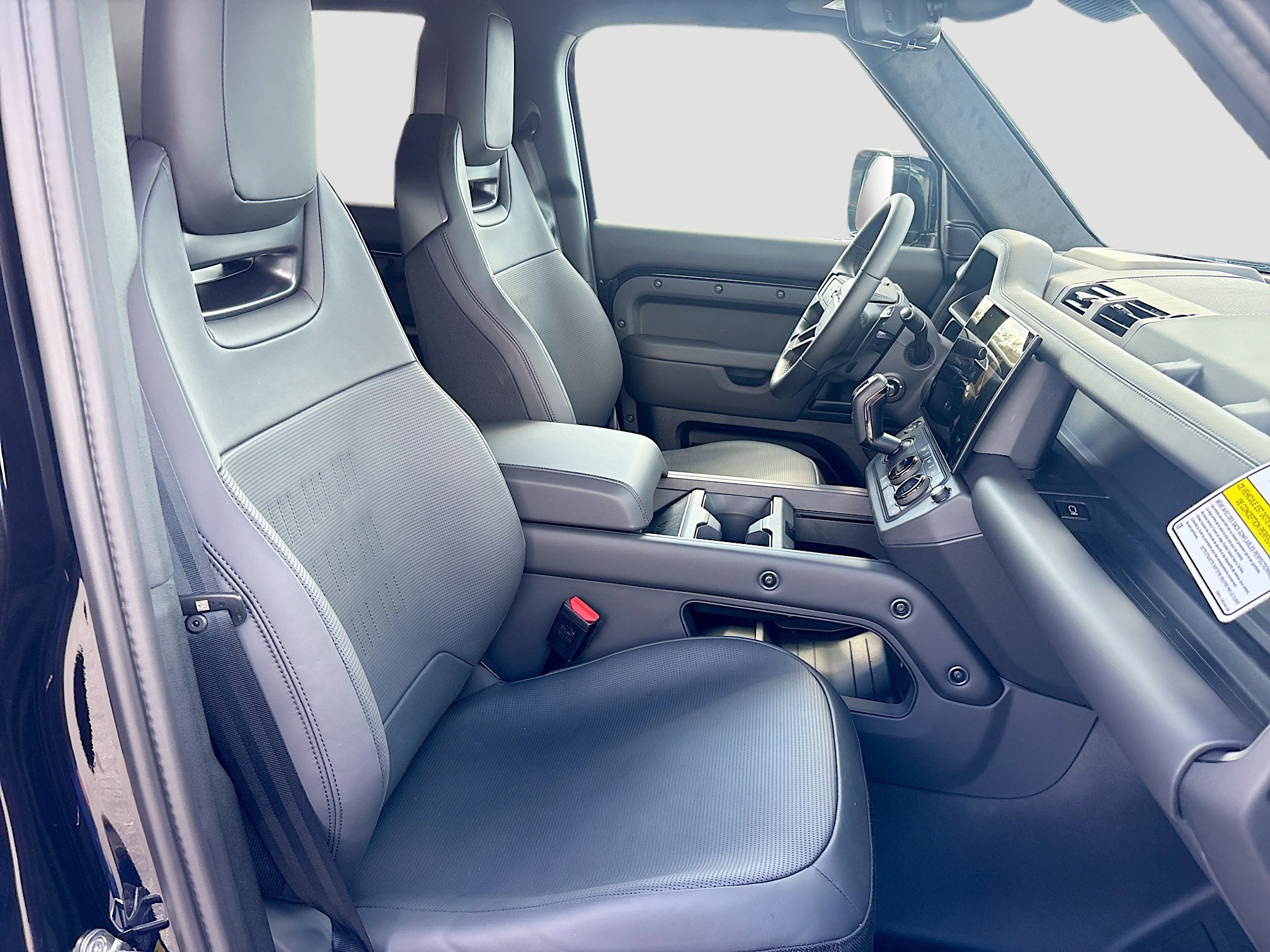 New 2026 Land Rover Defender 110 OCTA AWD/4WD image 14