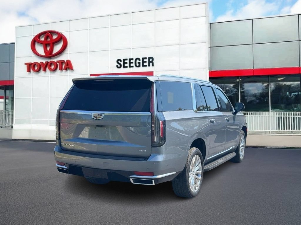 Used 2021 Cadillac Escalade ESV Premium Luxury AWD/4WD image 3
