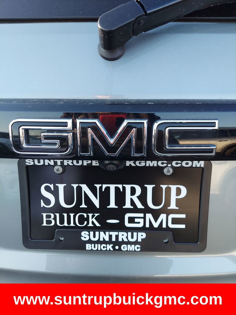 Used 2023 GMC Acadia SLE w/ Driver Convenience Package image 33