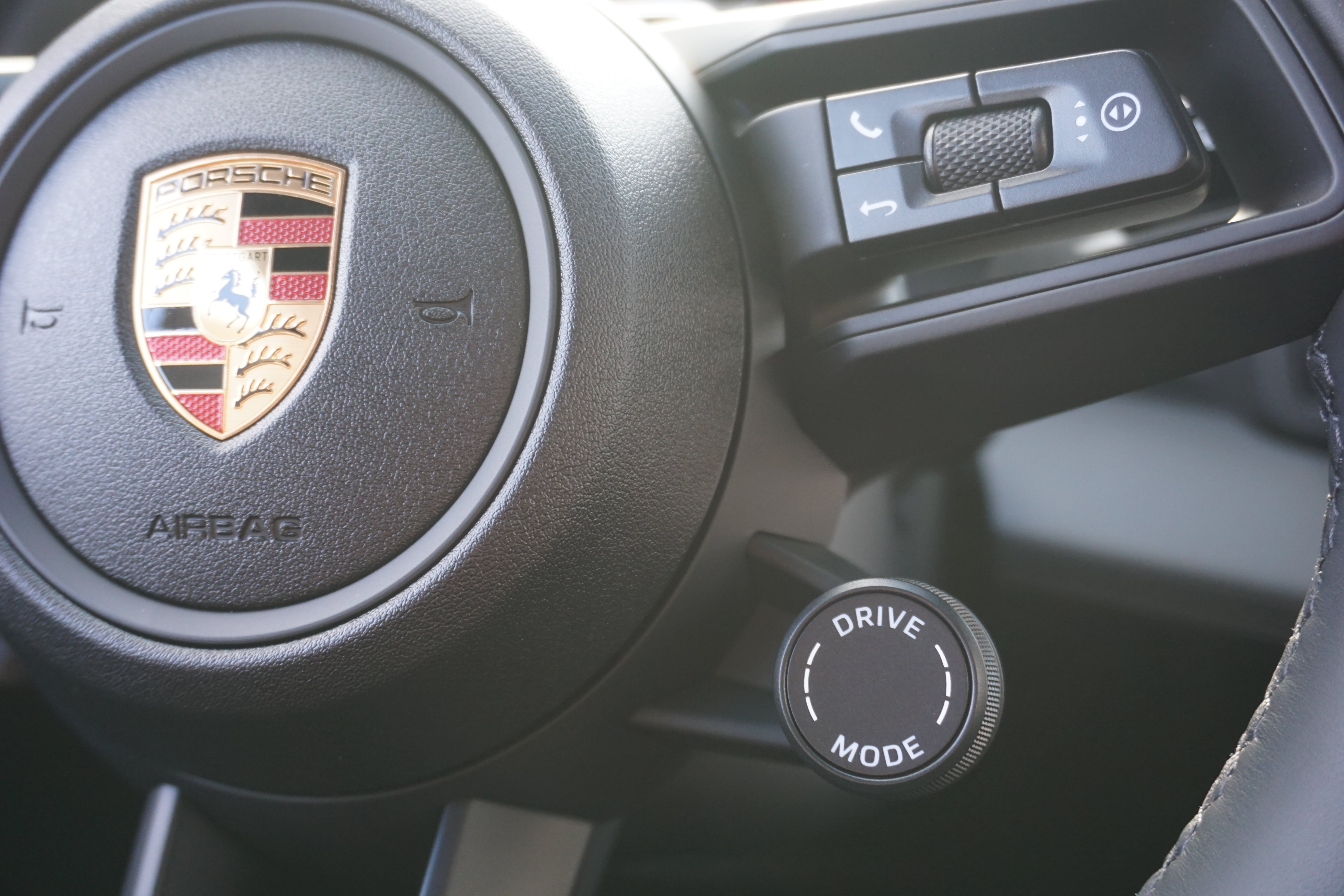 New 2026 Porsche Cayenne Electric Coupe AWD/4WD image 20