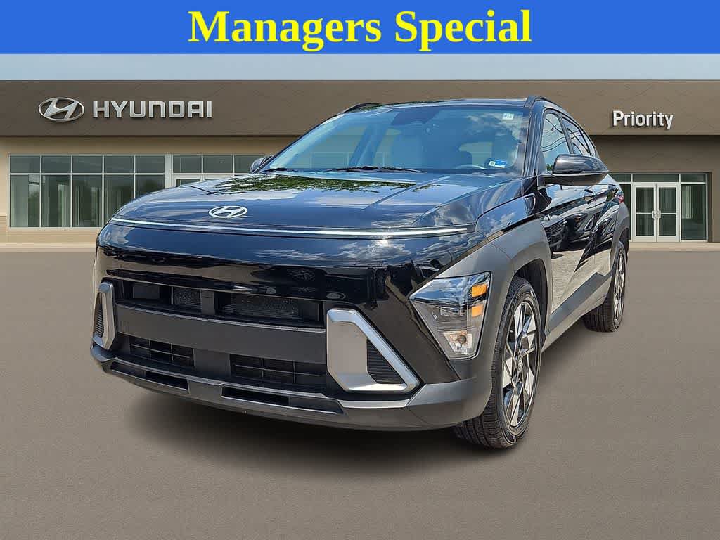 Used 2024 Hyundai Kona SEL FWD image 1