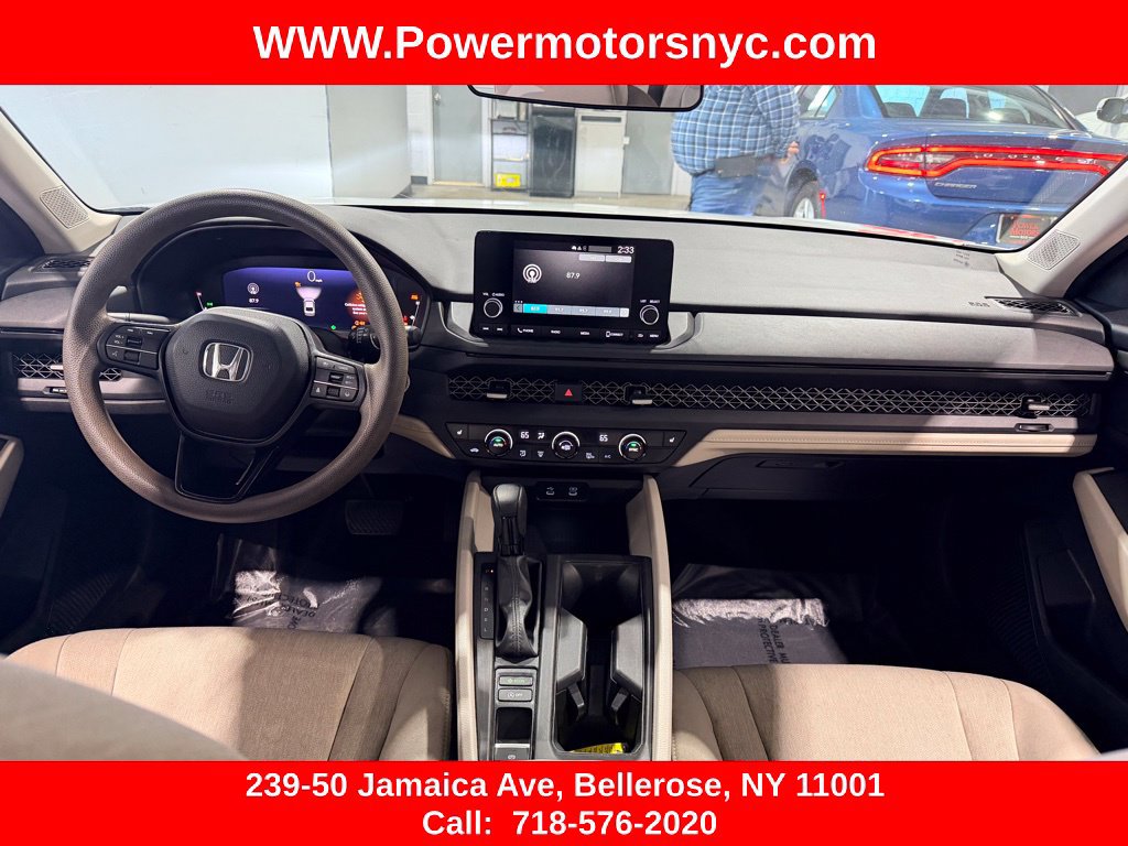 Used 2023 Honda Accord EX image 16