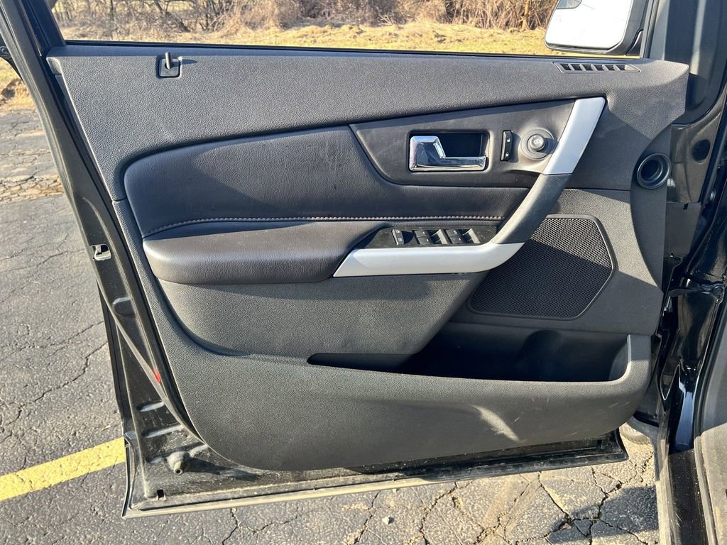 Used 2013 Ford Edge SEL image 11