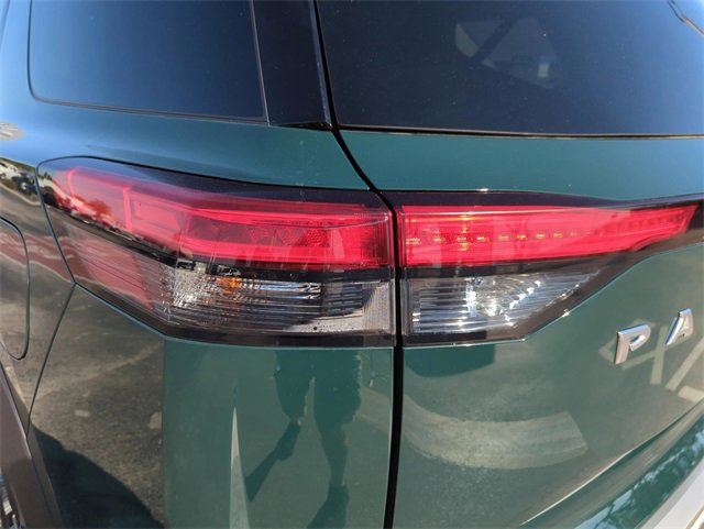 Certified 2024 Nissan Pathfinder SL image 45