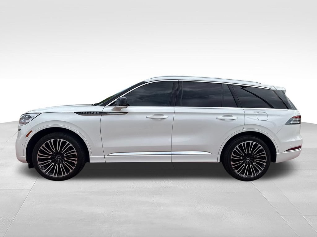 Certified 2023 Lincoln Aviator Black Label w/ Dynamic Handling Package AWD/4WD image 5