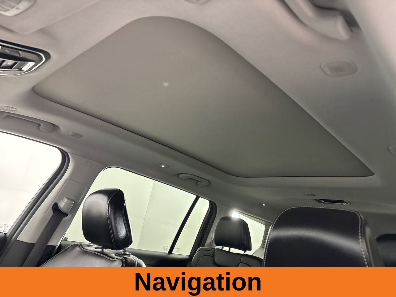 Used 2022 Jeep Grand Cherokee L Limited image 11