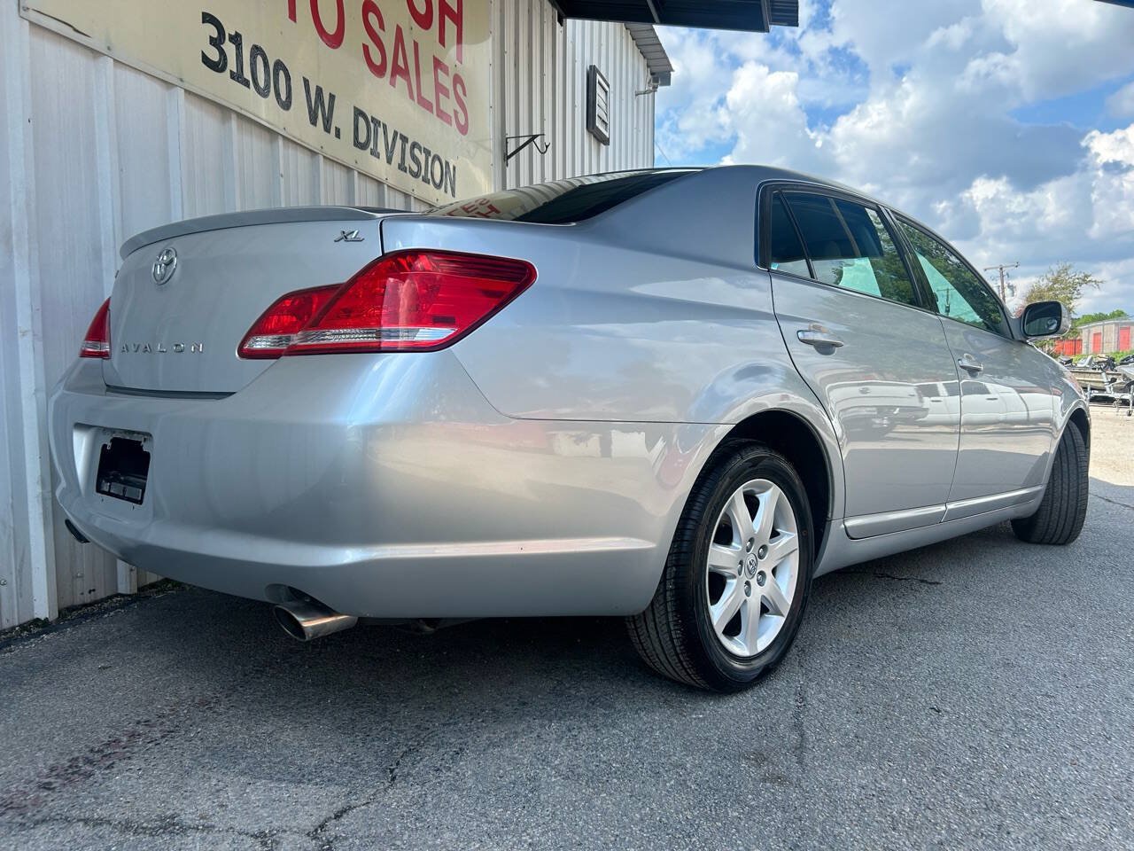 Used 2006 Toyota Avalon XL FWD image 10