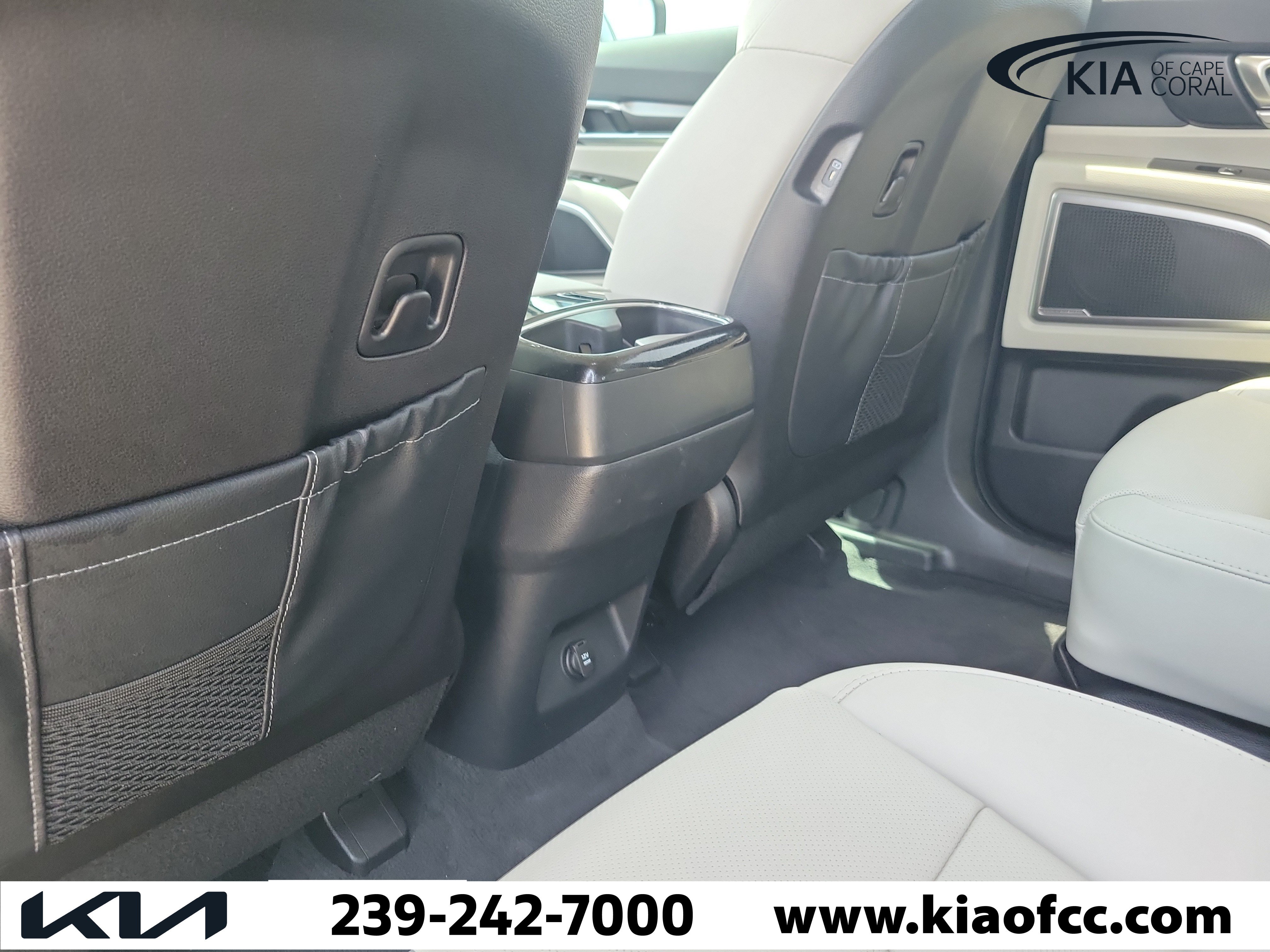 Certified 2024 Kia Telluride S w/ S Sunroof Package AWD/4WD image 13