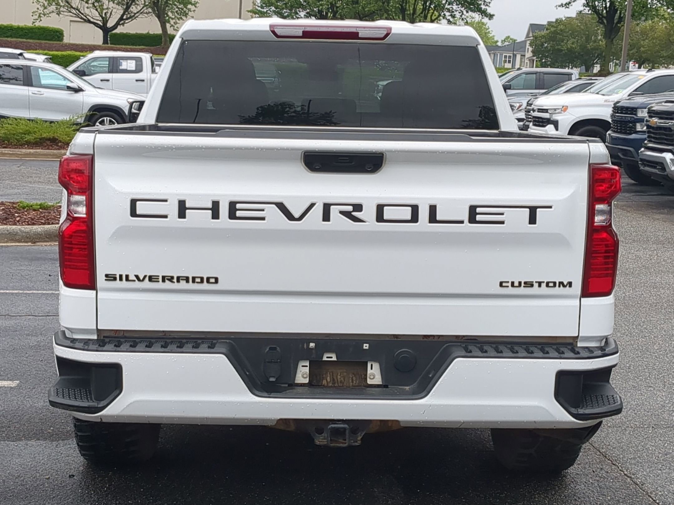 Used 2024 Chevrolet Silverado 1500 Custom w/ Rally Edition AWD/4WD image 9