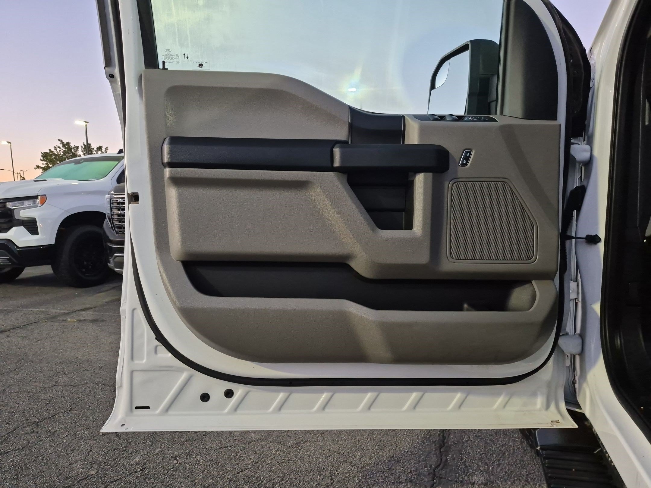 Used 2019 Ford F150 XL w/ Equipment Group 101A Mid AWD/4WD image 14