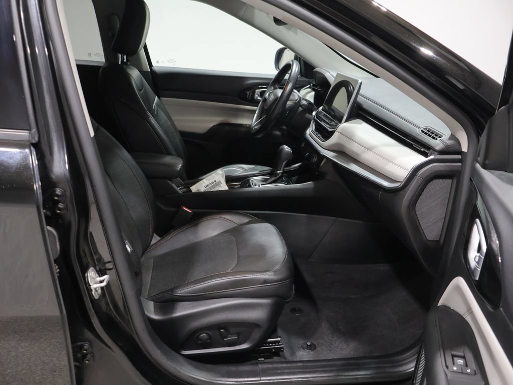 Used 2022 Jeep Compass Limited w/ Elite Group AWD/4WD image 23