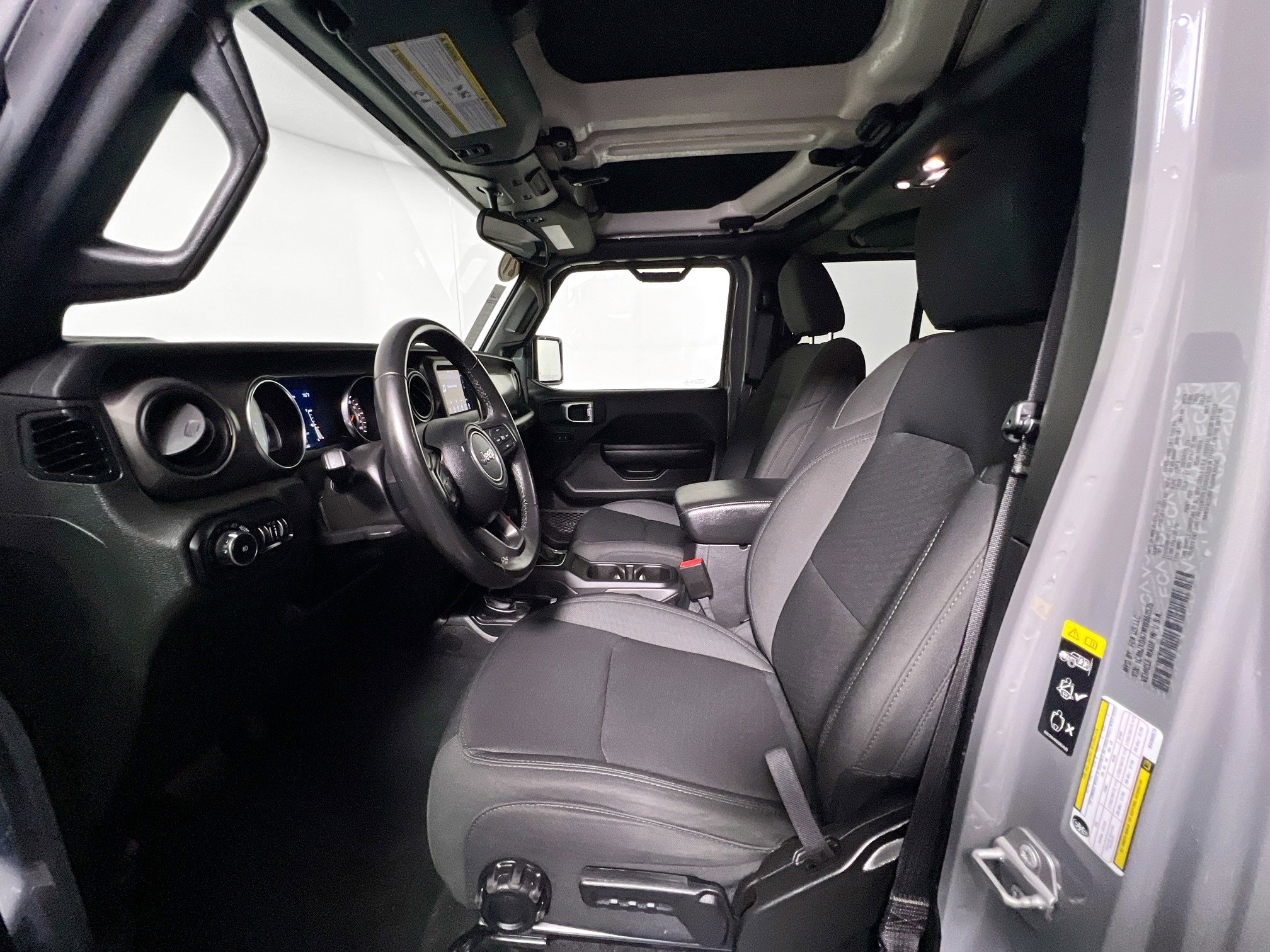 Used 2021 Jeep Wrangler Unlimited Sport AWD/4WD image 14