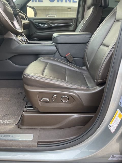 Used 2024 GMC Yukon Denali w/ Max Trailering Package image 14