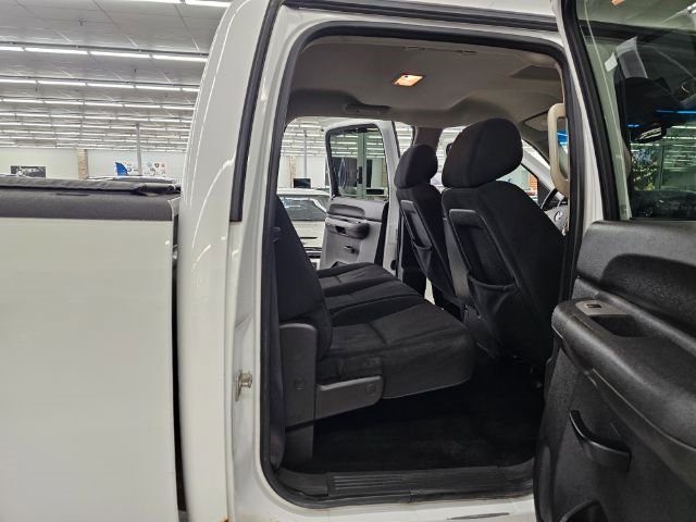 Used 2010 GMC Sierra 2500 SLE image 28