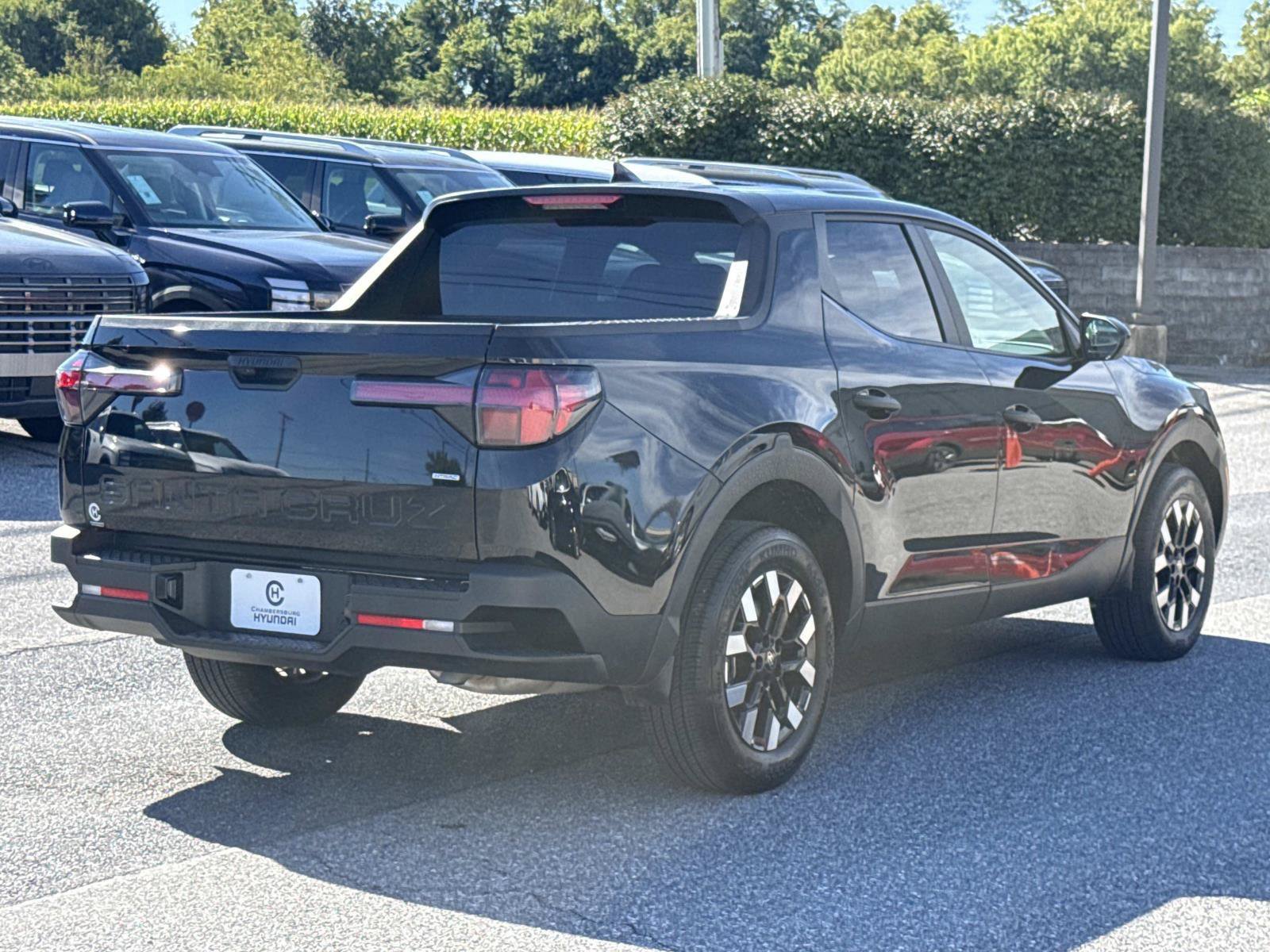 Certified 2025 Hyundai Santa Cruz SE AWD/4WD image 25