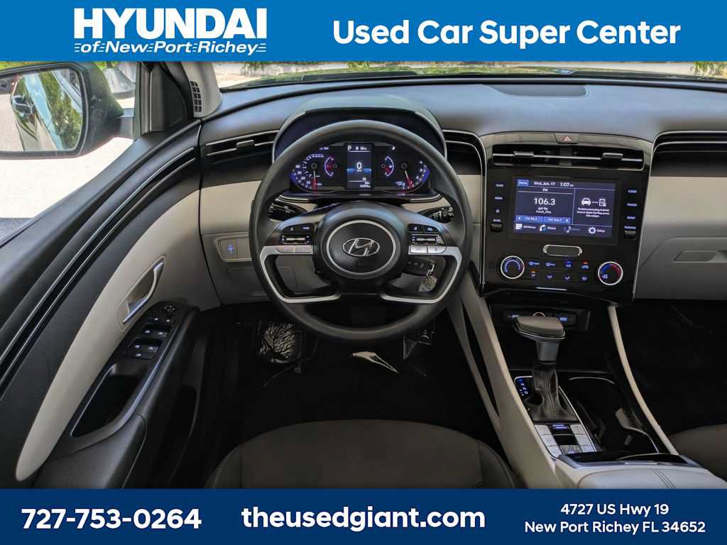 Used 2024 Hyundai Tucson SE FWD image 16