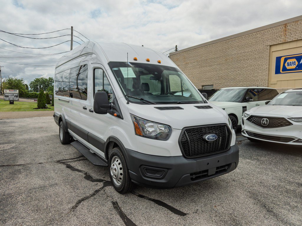 Used 2024 Ford Transit 350 XL RWD image 2