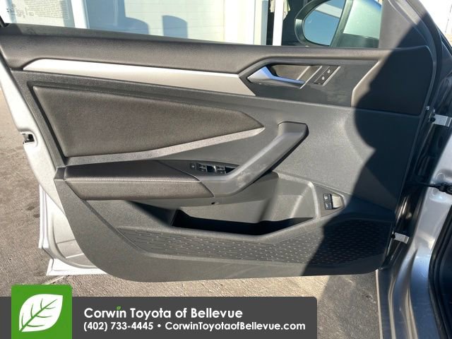 Used 2024 Volkswagen Jetta S image 10