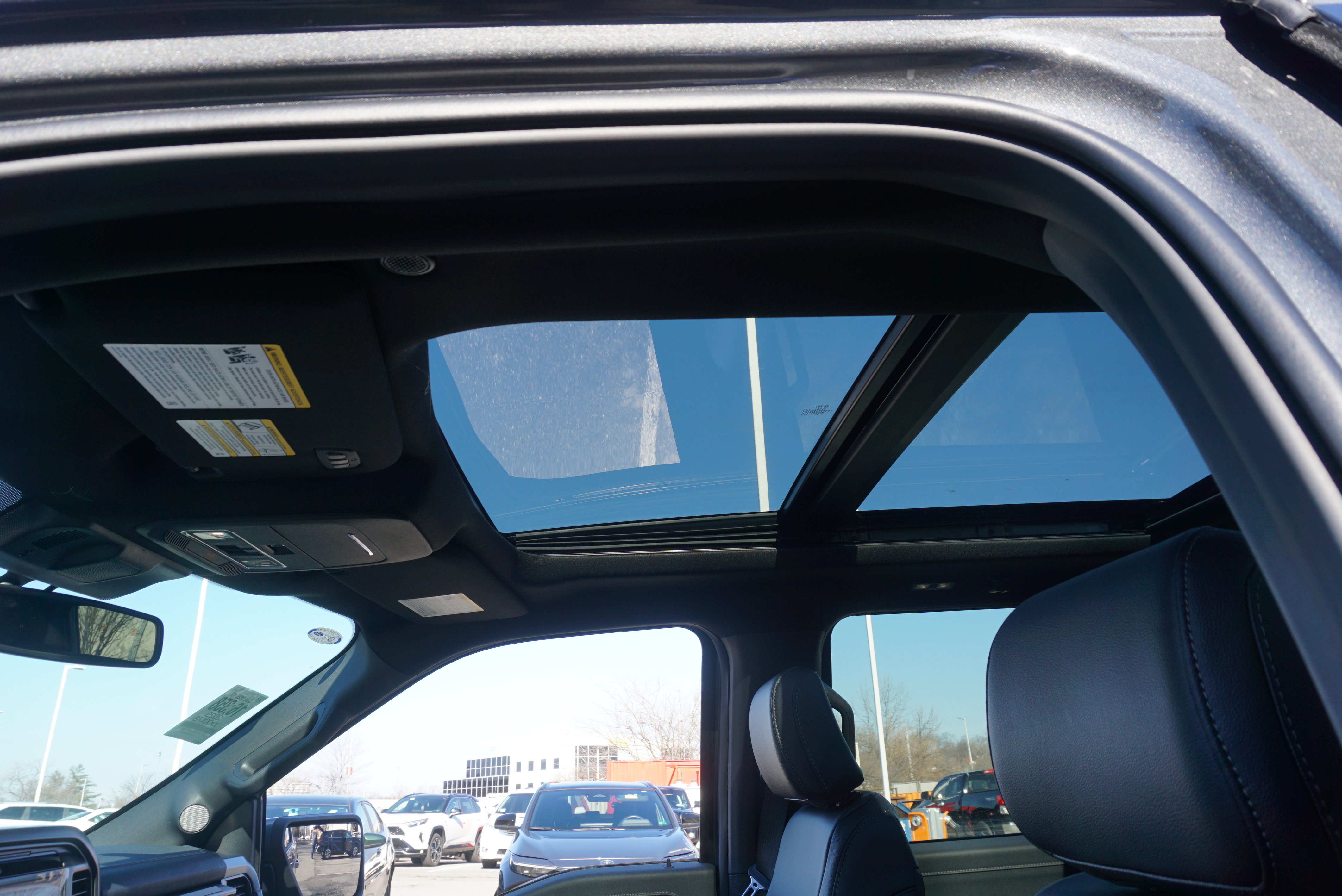 Used 2025 Ford F150 Lariat image 8