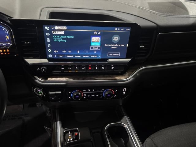 Used 2022 Chevrolet Silverado 1500 LT Trail Boss w/ Convenience Package II AWD/4WD image 18