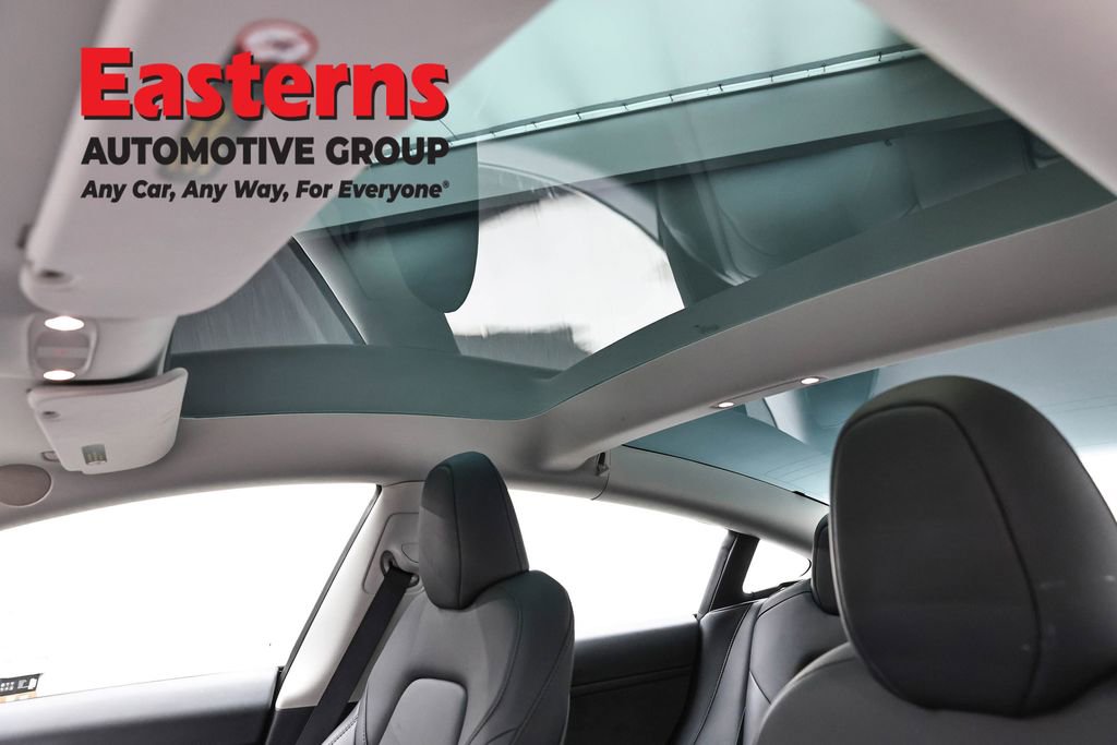 Used 2023 Tesla Model 3 Standard Range image 29