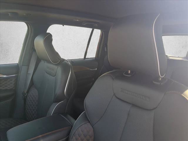 New 2027 Jeep Grand Cherokee Summit AWD/4WD image 4