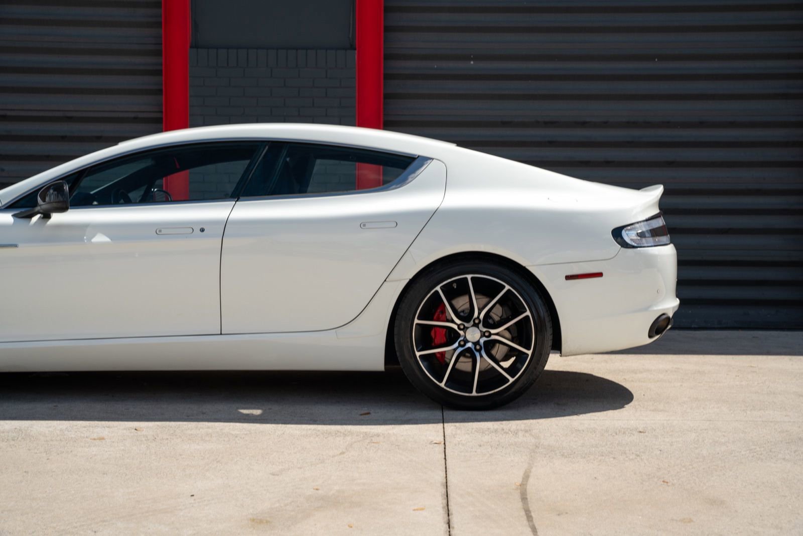 Used 2015 Aston Martin Rapide S RWD image 7