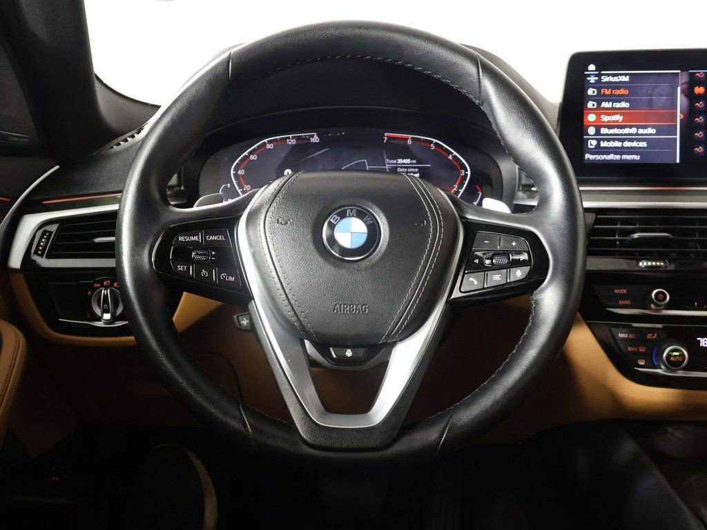 Used 2022 BMW 530i xDrive w/ M Sport Package image 38