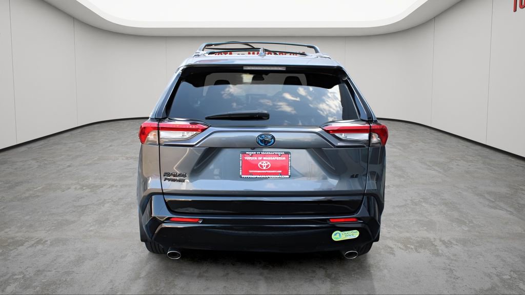 Used 2023 Toyota RAV4 SE w/ Weather & Moonroof Package image 4