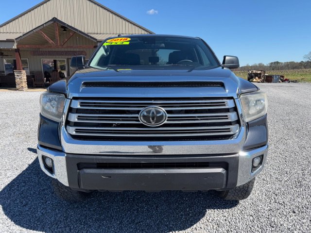 Used 2018 Toyota Tundra SR5 AWD/4WD image 3