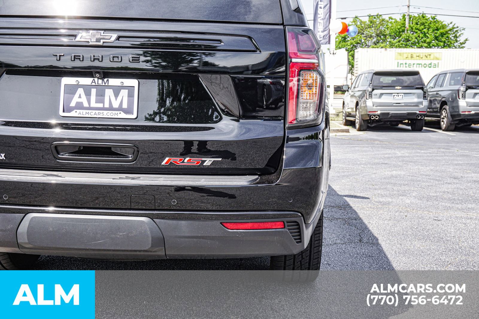 Used 2023 Chevrolet Tahoe RST w/ Luxury Package AWD/4WD image 18