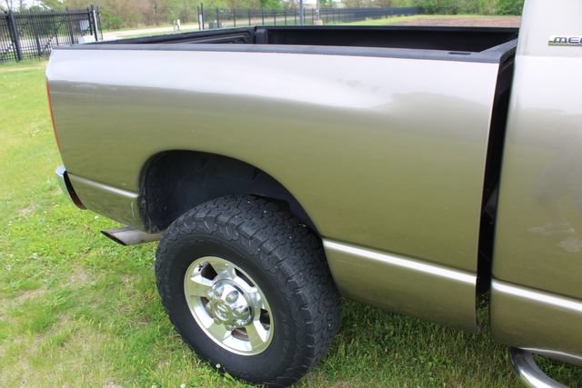 Used 2006 Dodge Ram 3500 Truck SLT w/ Light Group AWD/4WD image 8