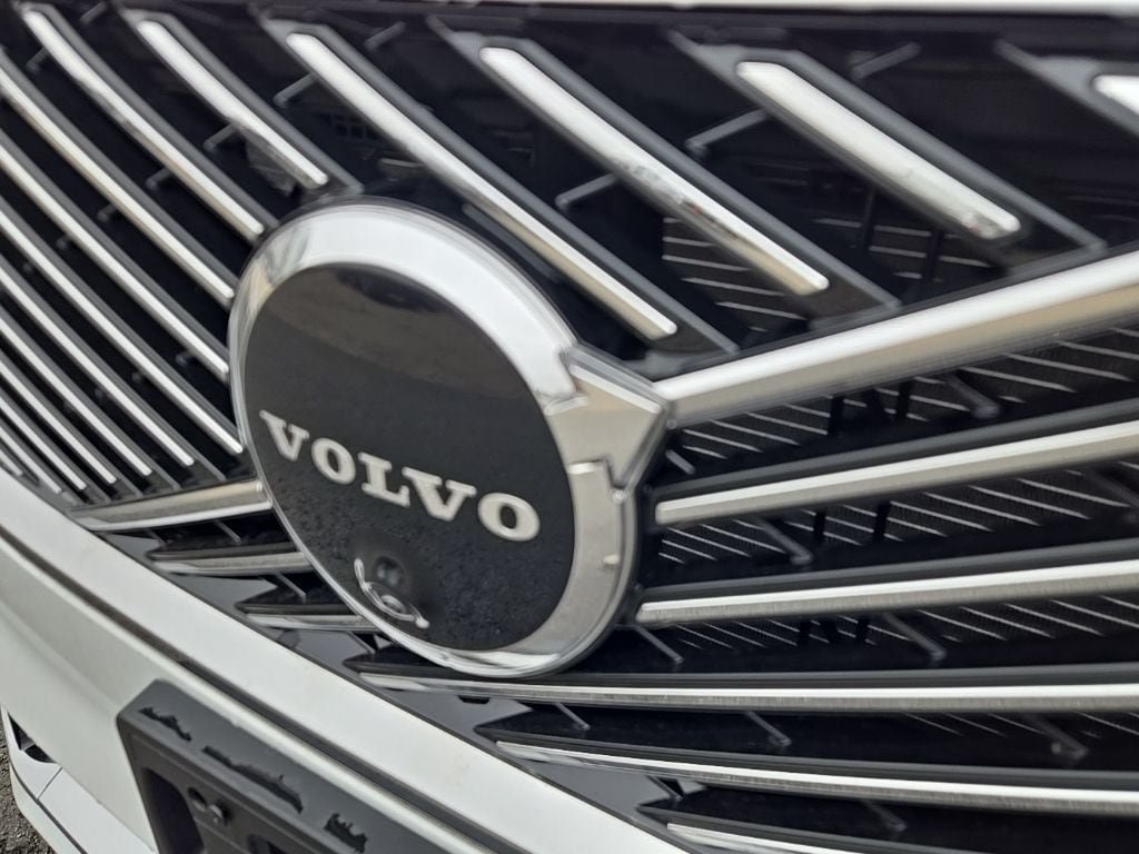 New 2026 Volvo XC90 B6 Ultra w/ Protection Package Premier AWD/4WD image 7