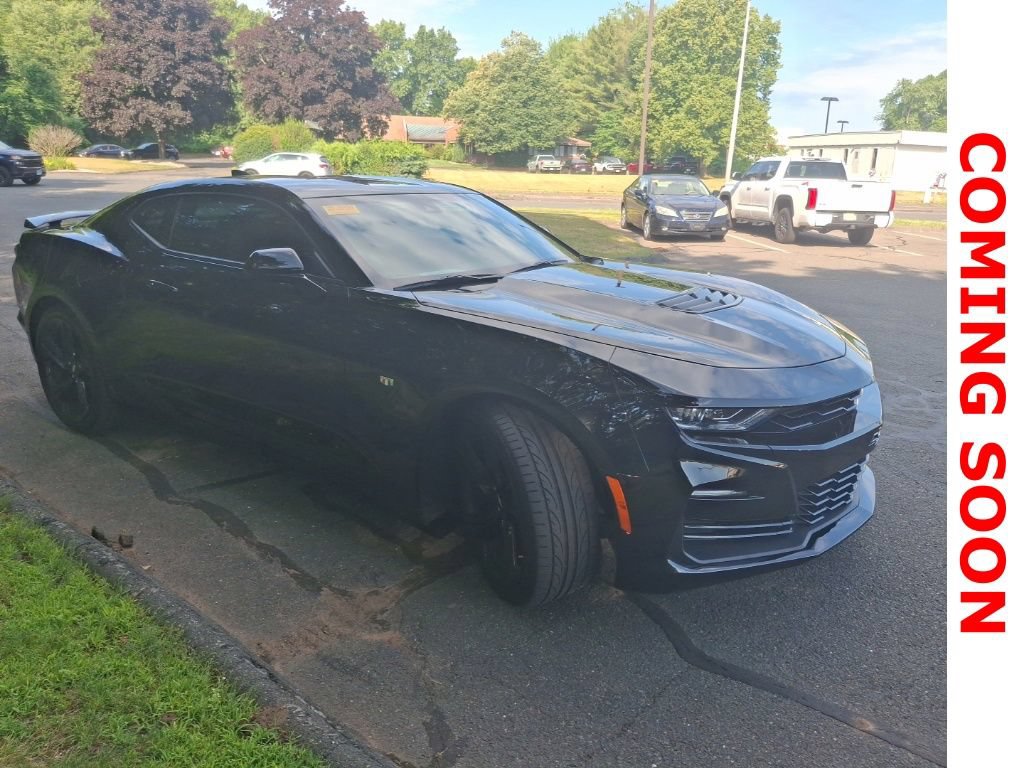 Used 2019 Chevrolet Camaro SS RWD image 4