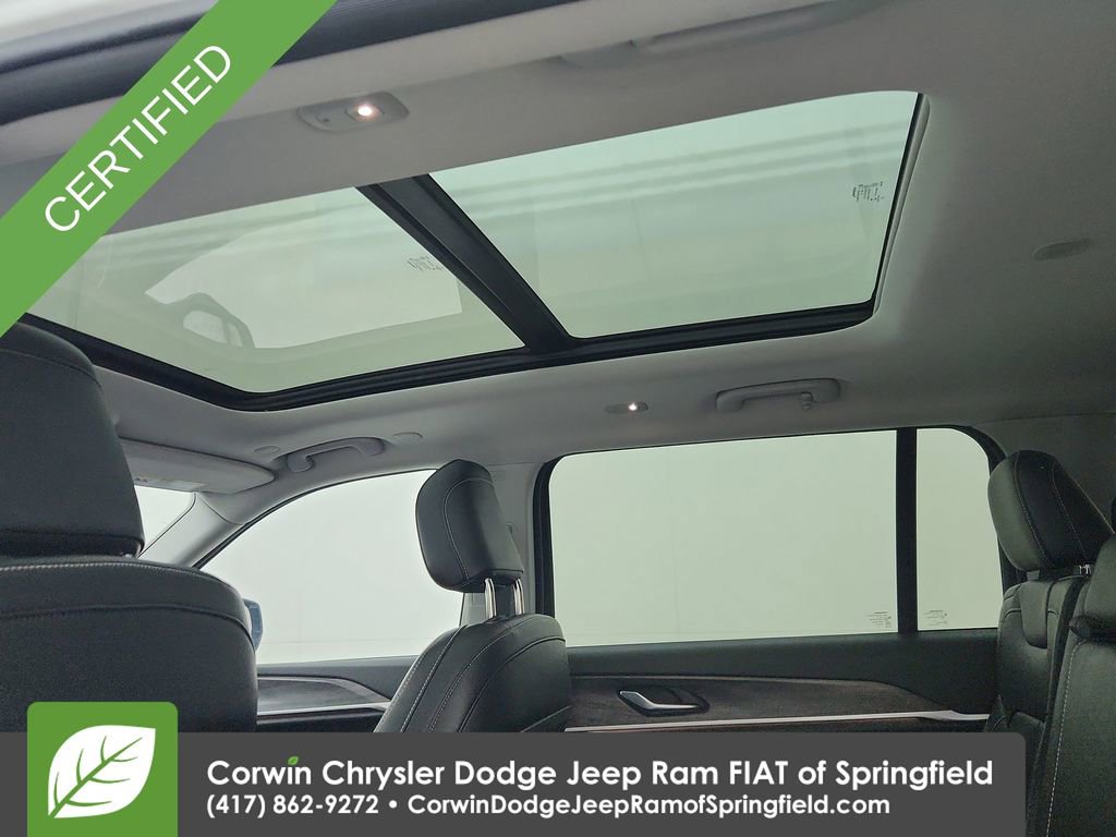 Used 2023 Jeep Grand Cherokee L Limited w/ Trailer Tow Group (B) AWD/4WD image 29