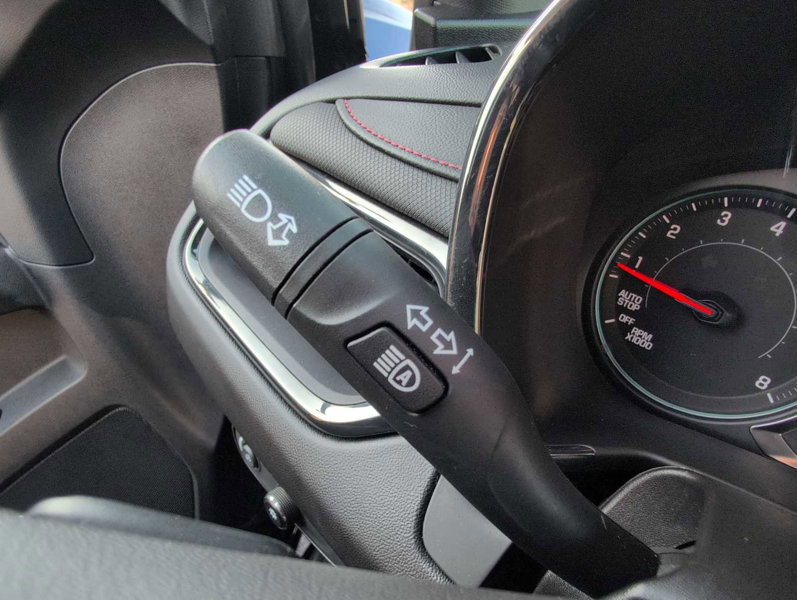 Used 2022 Chevrolet Equinox RS w/ RS Leather Package image 27