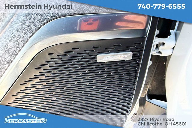 Used 2024 GMC Acadia Elevation image 15