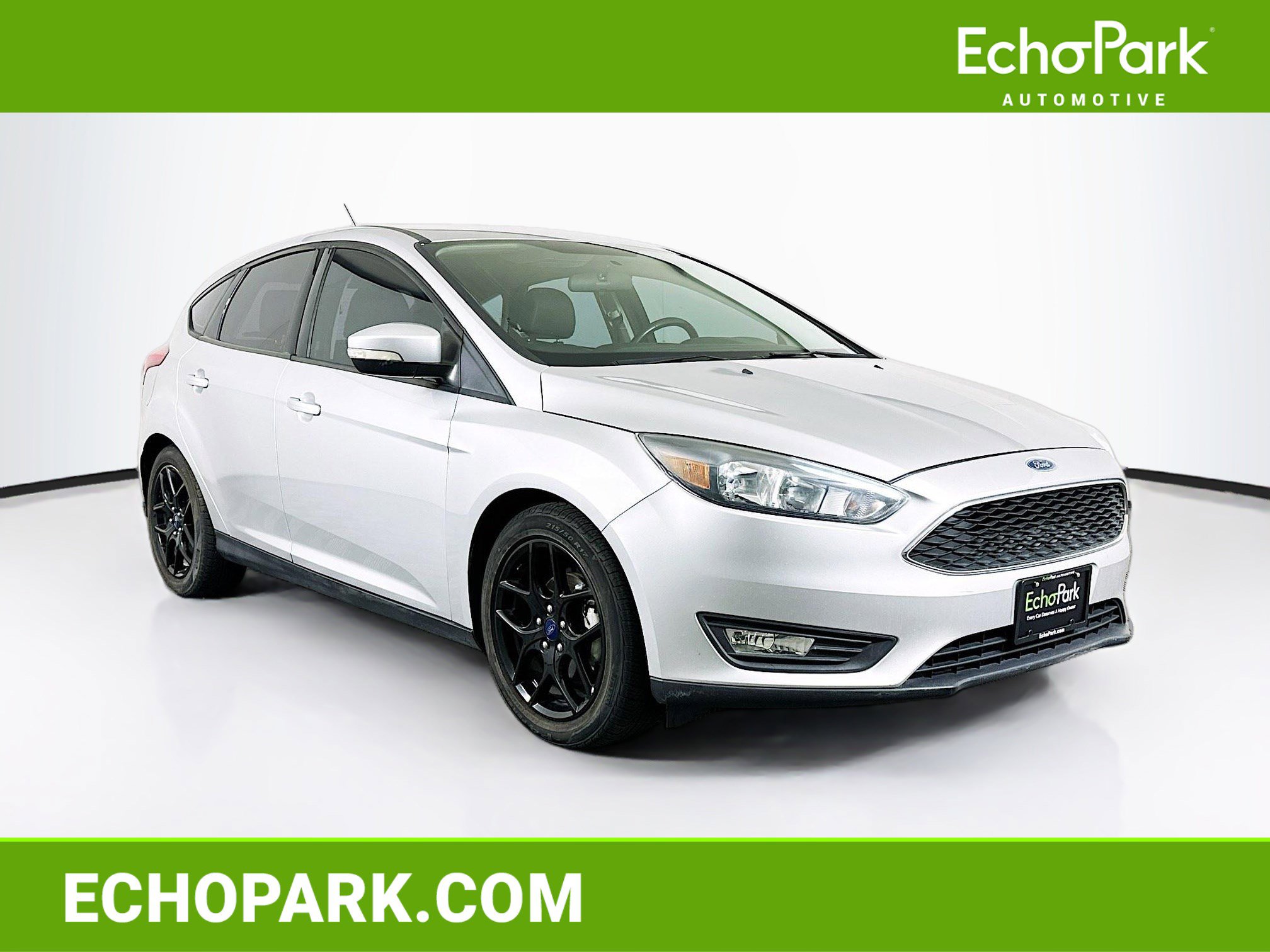 Used 2016 Ford Focus SE w/ Equipment Group 201A FWD image 1