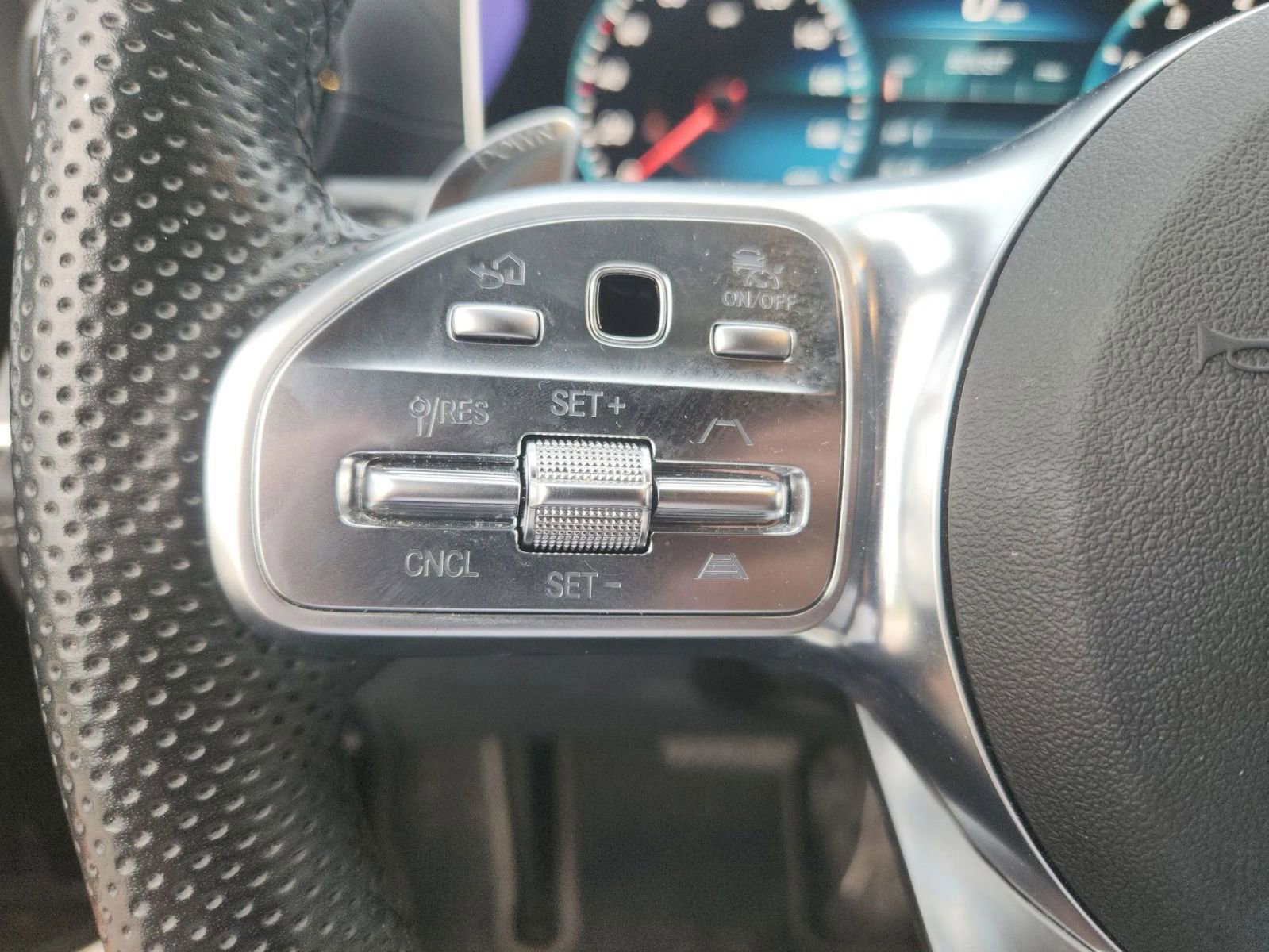 Used 2021 Mercedes-Benz AMG GT 43 w/ Driver Assistance Package image 39