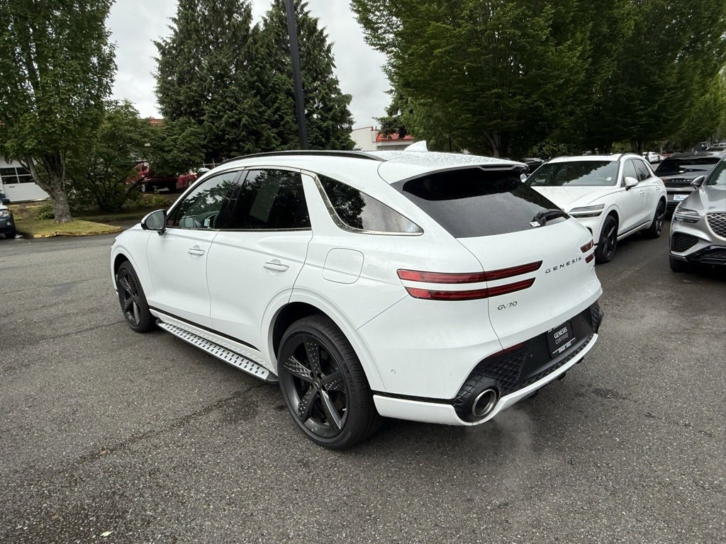 Used 2025 Genesis GV70 3.5T Sport w/ Sport Advanced Package image 7