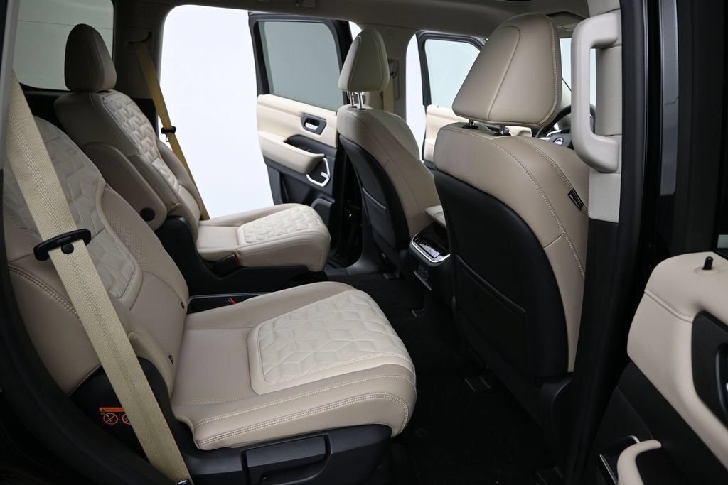 New 2026 Nissan Armada Platinum AWD/4WD image 9