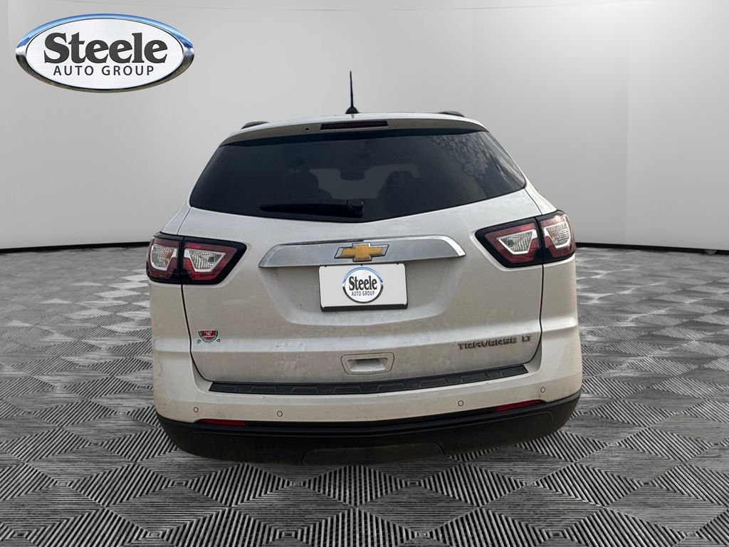 Used 2016 Chevrolet Traverse LT image 4