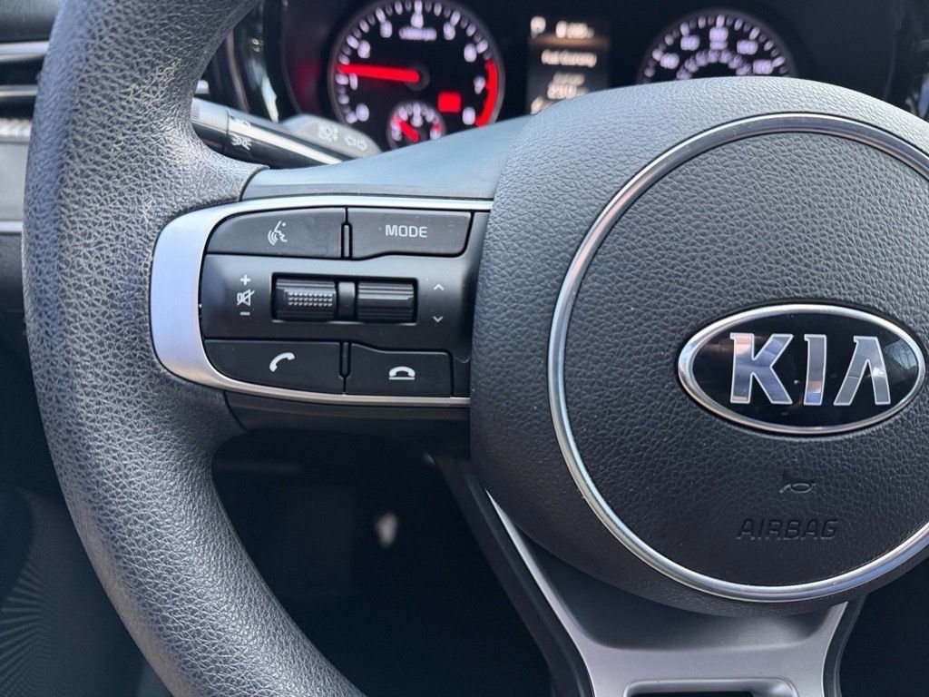Used 2021 Kia K5 LX image 19